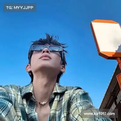 孟含